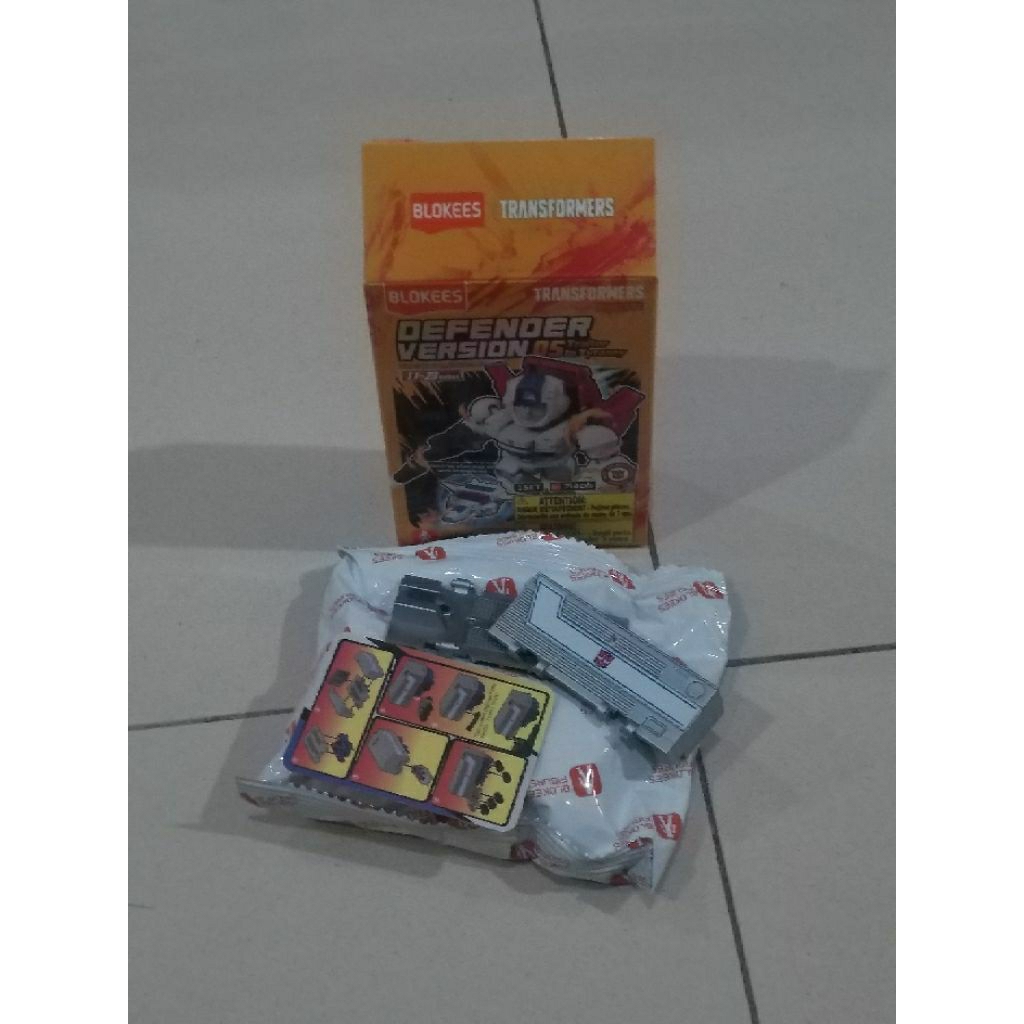 mainan mobil truk trailer optimus prime