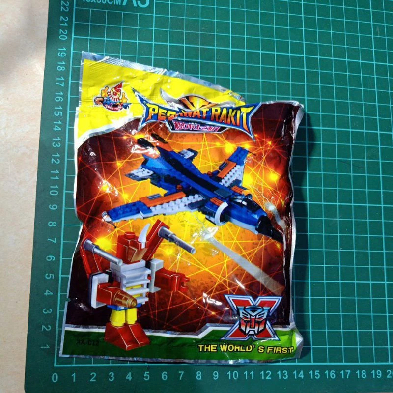 ACEH - mainan robot rakit Santo Gundam Harga 1 pcs