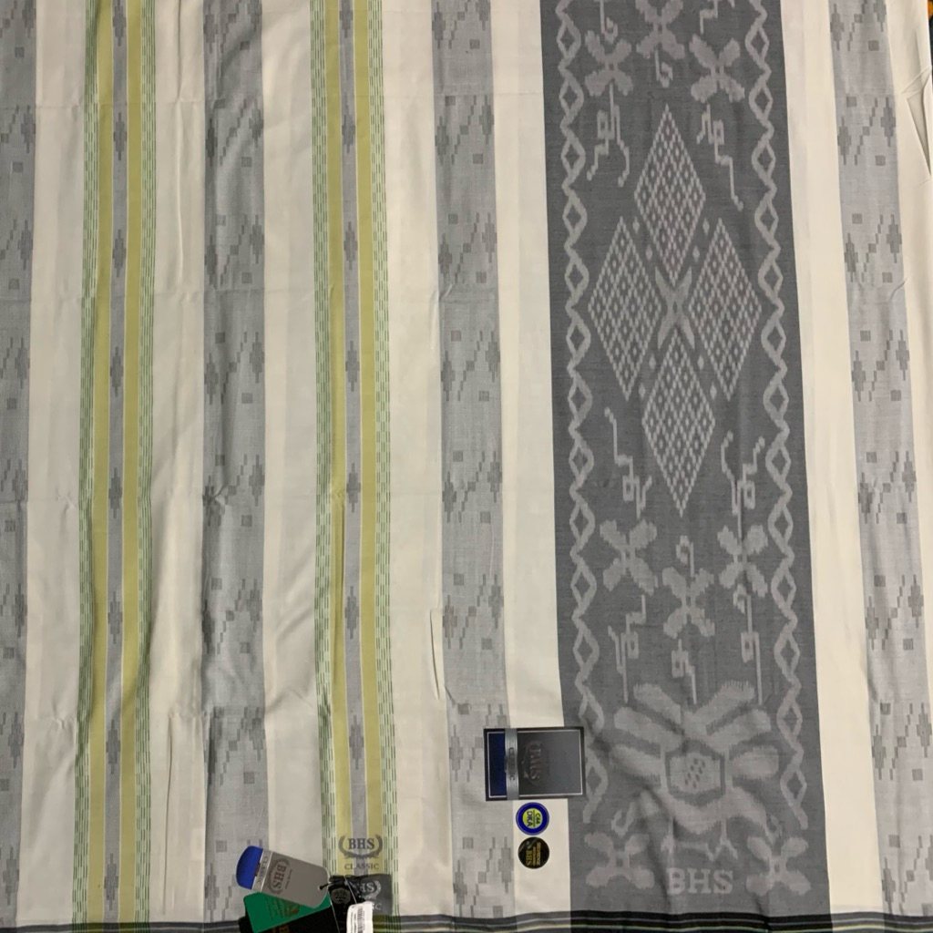 Sarung BHS Classic Silver Motif C44 DKA Putih Hijau