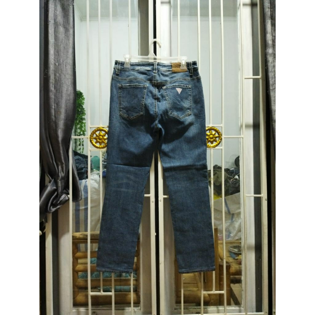 celana jeans GUESS pria 29