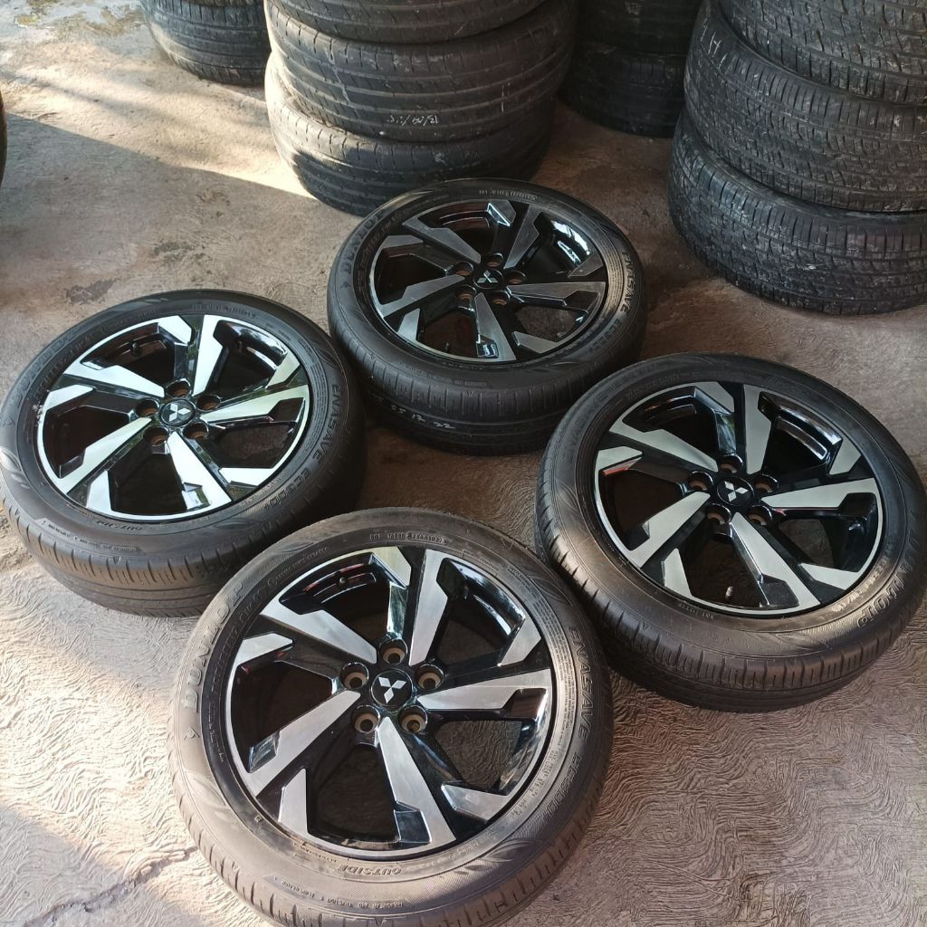 velg original xpander r17 +ban