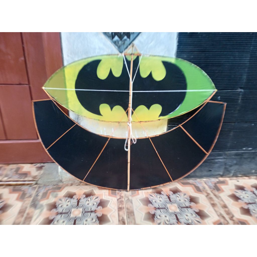 layangan gapangan pegon ceper motif Batman