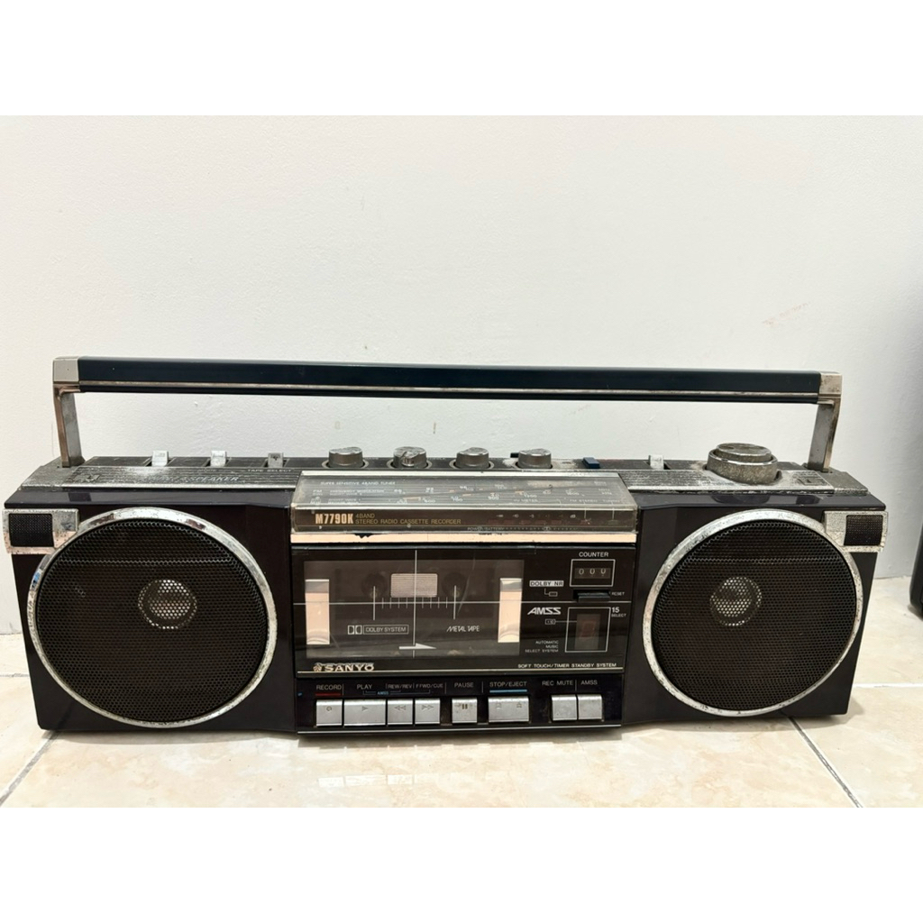 Tape Radio jadul vintage lawas kolektor Sanyo