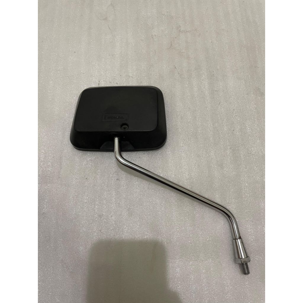SEPION SPION KANAN HONDA GL100 GL 100 ORIGINAL