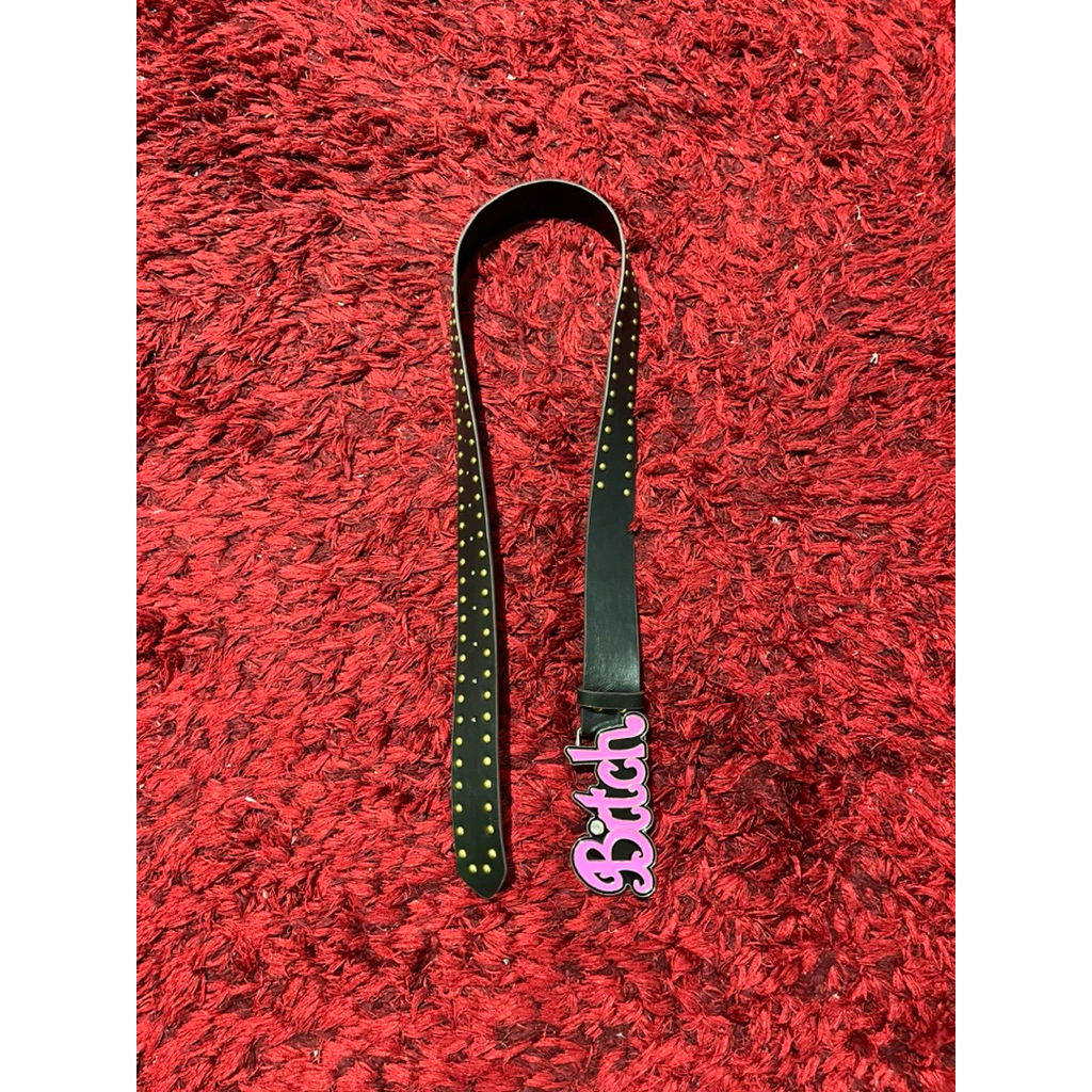 y2k vintage belt ‘b*tch’