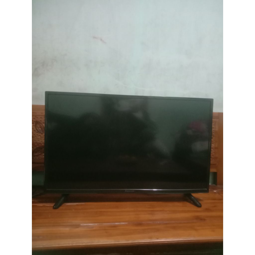 Tv panasonic TH-32E302G original 32 inch normal (minus lcd saja)