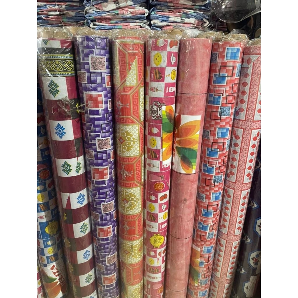 karpet alas meja motif harga 1 rol/bal