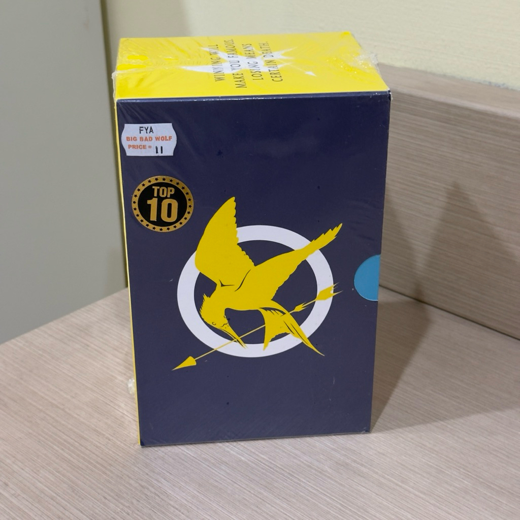 The Hunger Games English Book Box Set 4 Books Original / Suzanne Collins