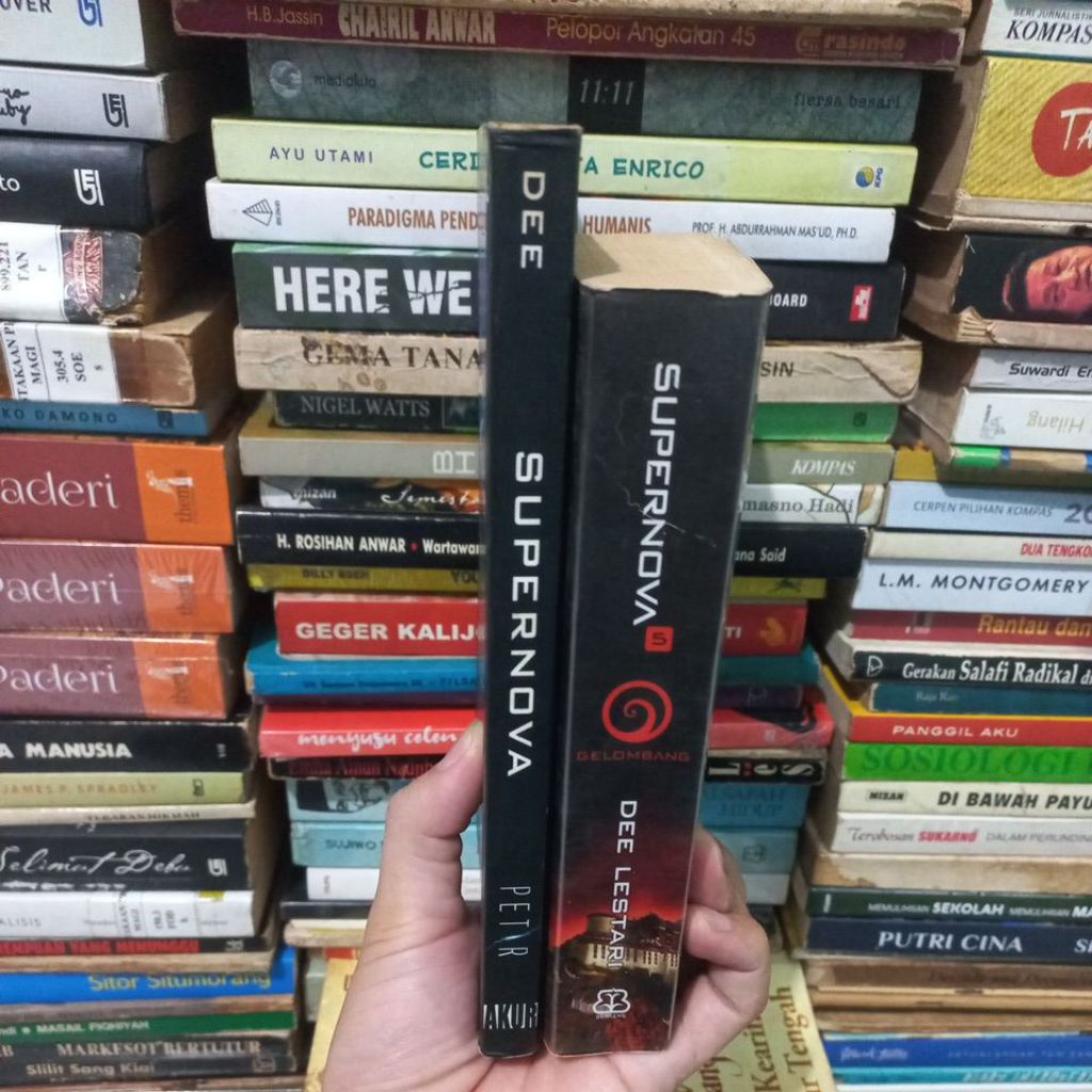 PAKET ATAU SATUAN SUPERNOVA - PETIR - GELOMBANG - DEE LESTARI - JKT