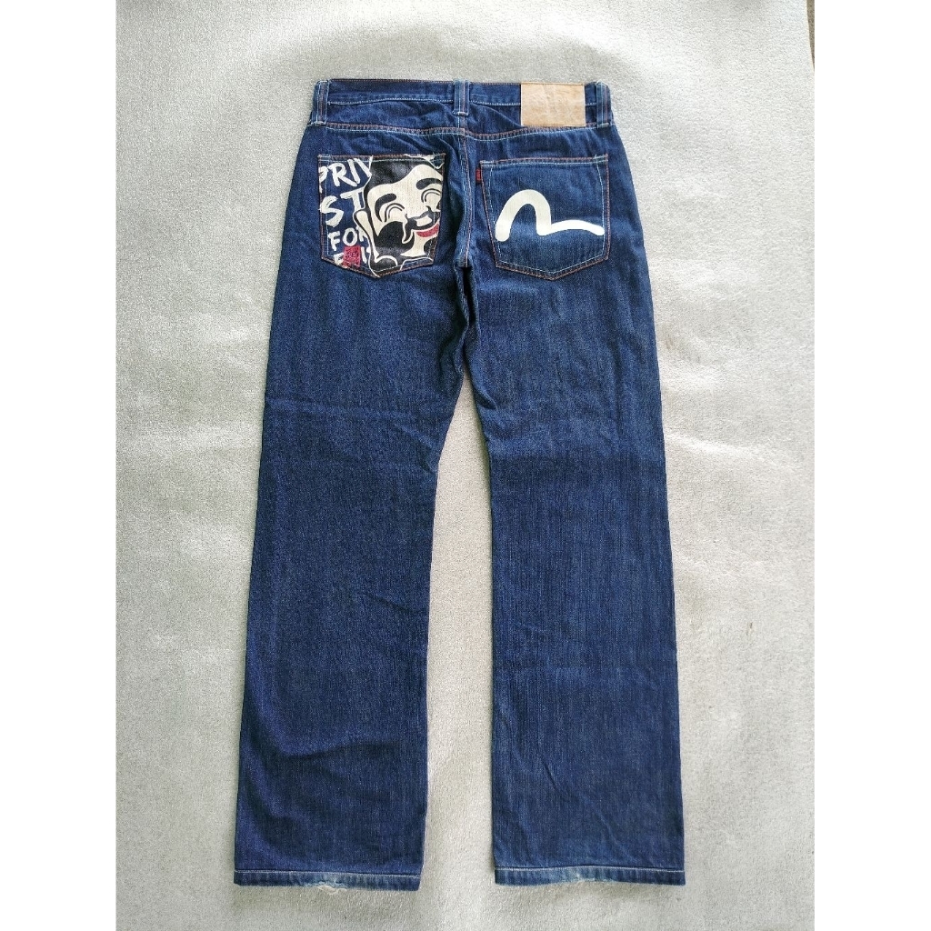 EVISU JEANS SIZE 32