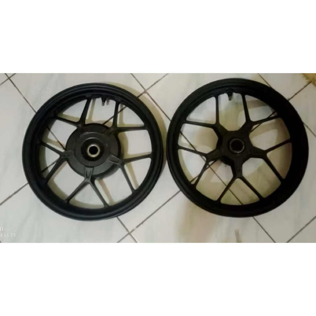 Velg Vario 125/150 original copotan harga sepasang