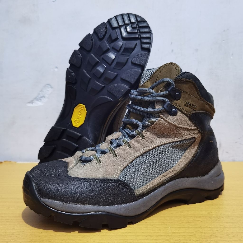 Sepatu Hiking VASQUE GTX MID 40