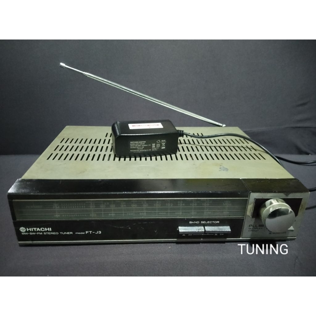Radio FM tuner dalam box bekas tuner Hitachi