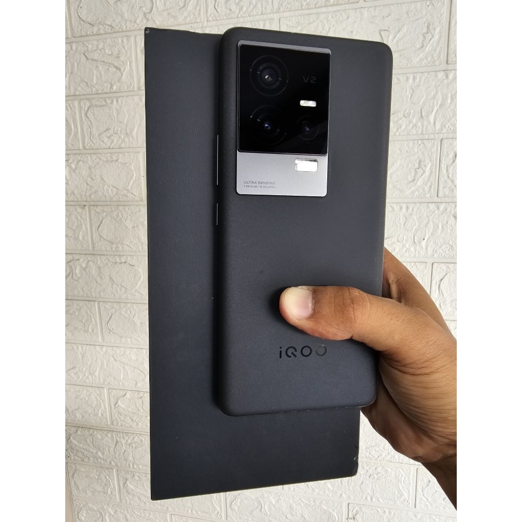 iqoo 11 5g ram 16/256gb resmi indo