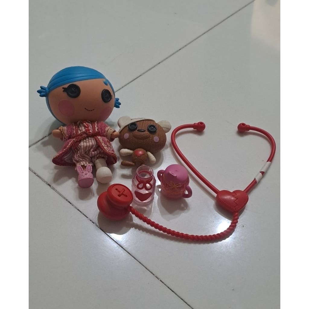 mainan lalaloopsy dokter playset little sew cute patient preloved