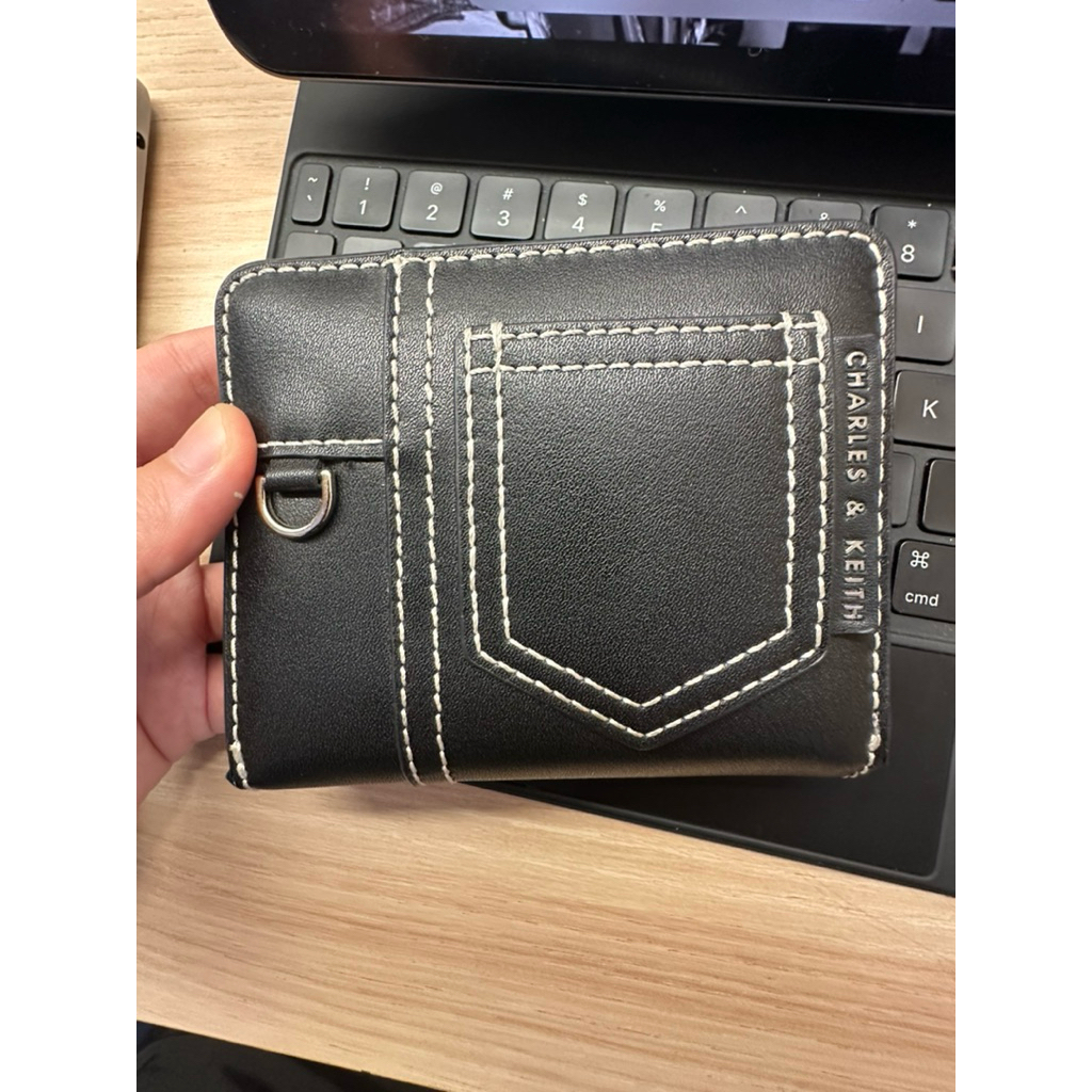 preloved dompet charles and keith original