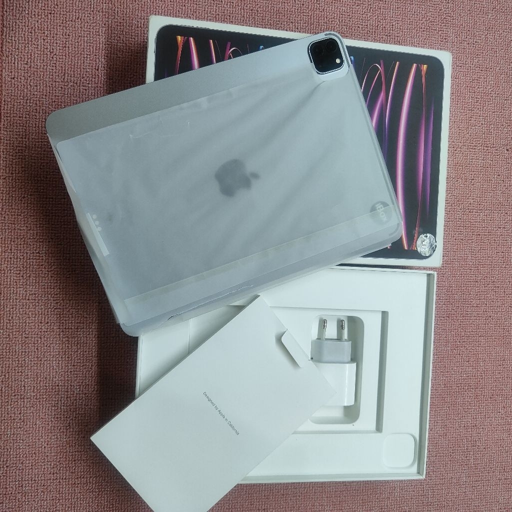 (EX IBOX)SECOND IPAD PRO M2 128GB WIFI ONLY EX IBOX