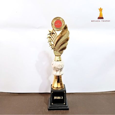 PIALA JUARA KELAS PIALA KEJUARAAN LOMBA
