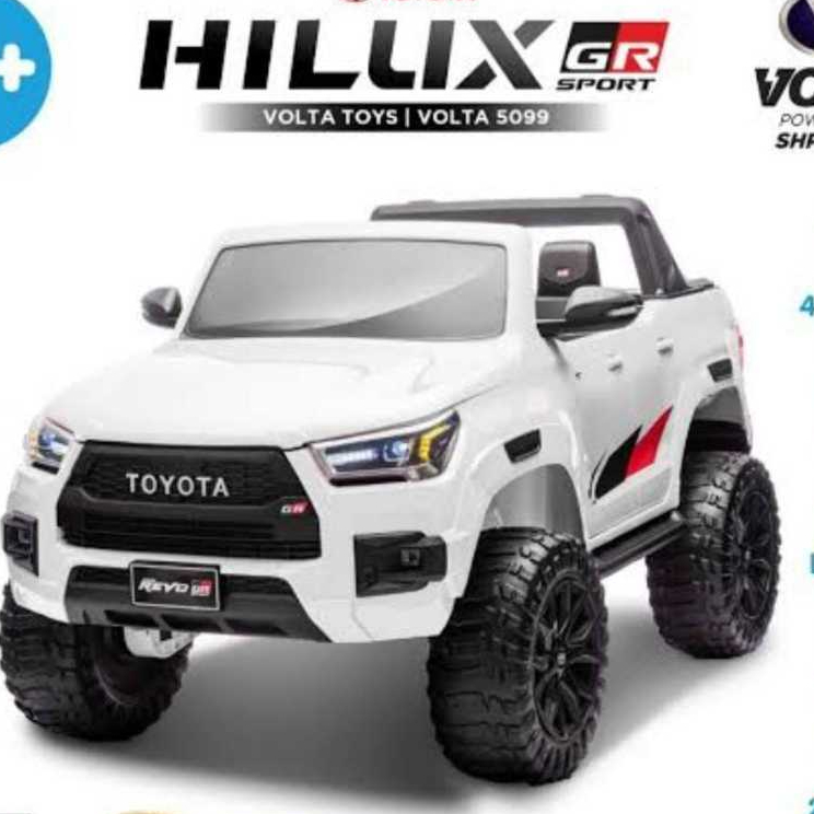 Mobil Aki Hilux GR 12 Volt Lisensi ban karet