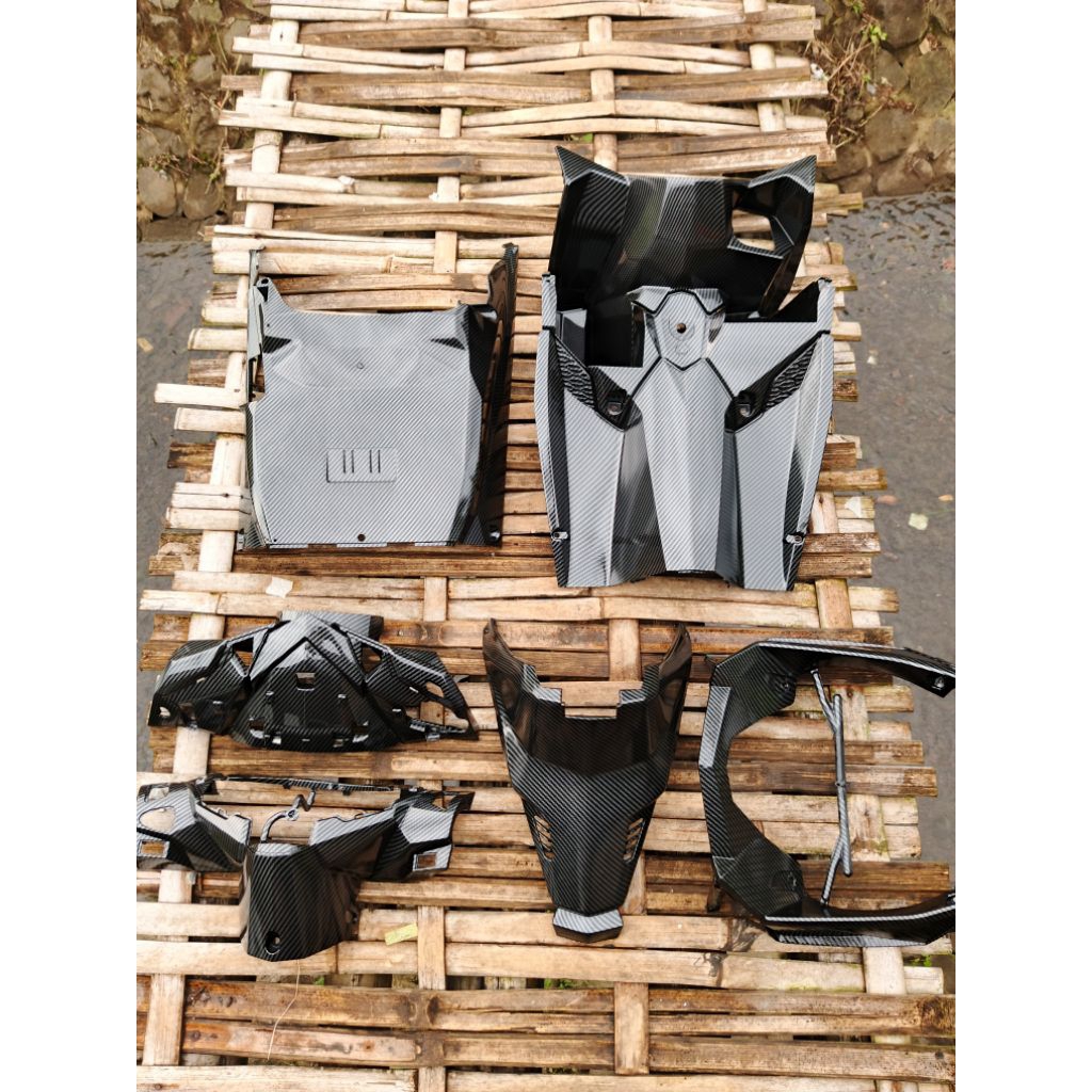 COVER  BODY KASAR VARIO 125 150 ESP LED K59 OLD CARBON WTP