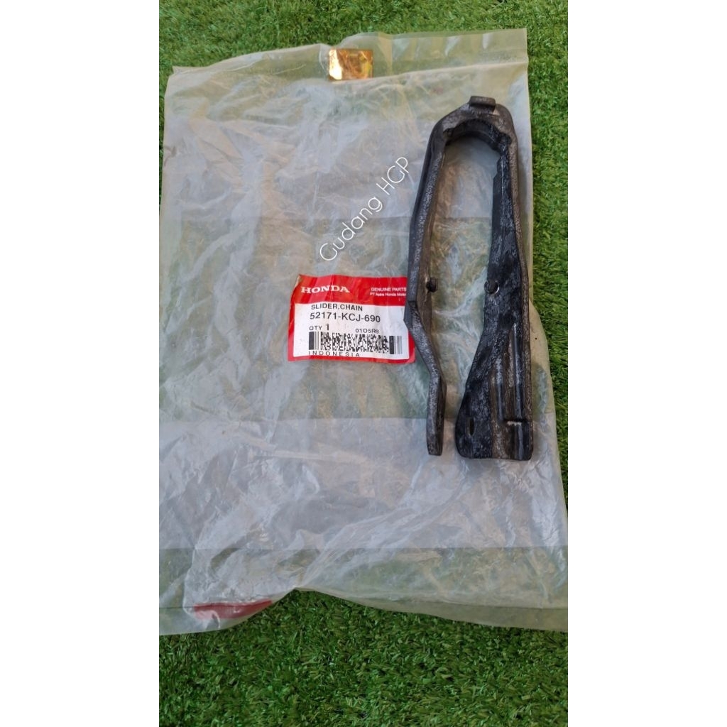 SliderChain Karet Tahanan Bantalan Rantai Tiger 52171-KCJ-690 Ori Honda Genuine Parts