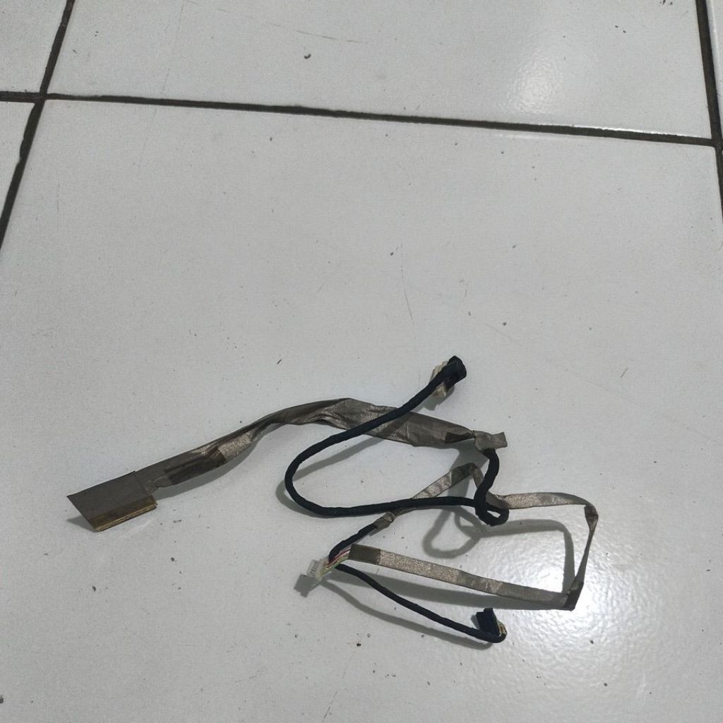 Axioo Pico w217cu kabel flexible lcd