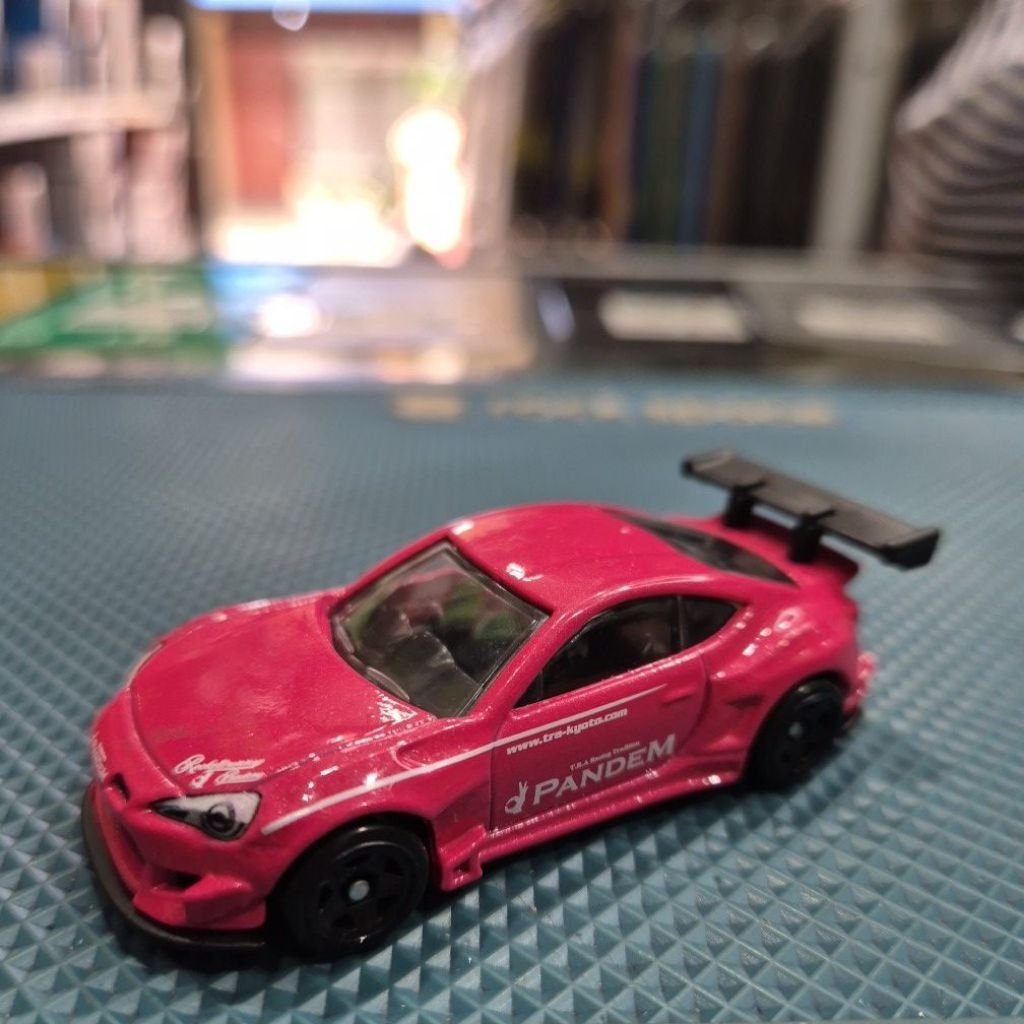 HOT WHEELS PANDEM SUBARU BRZ PINK LOOSE