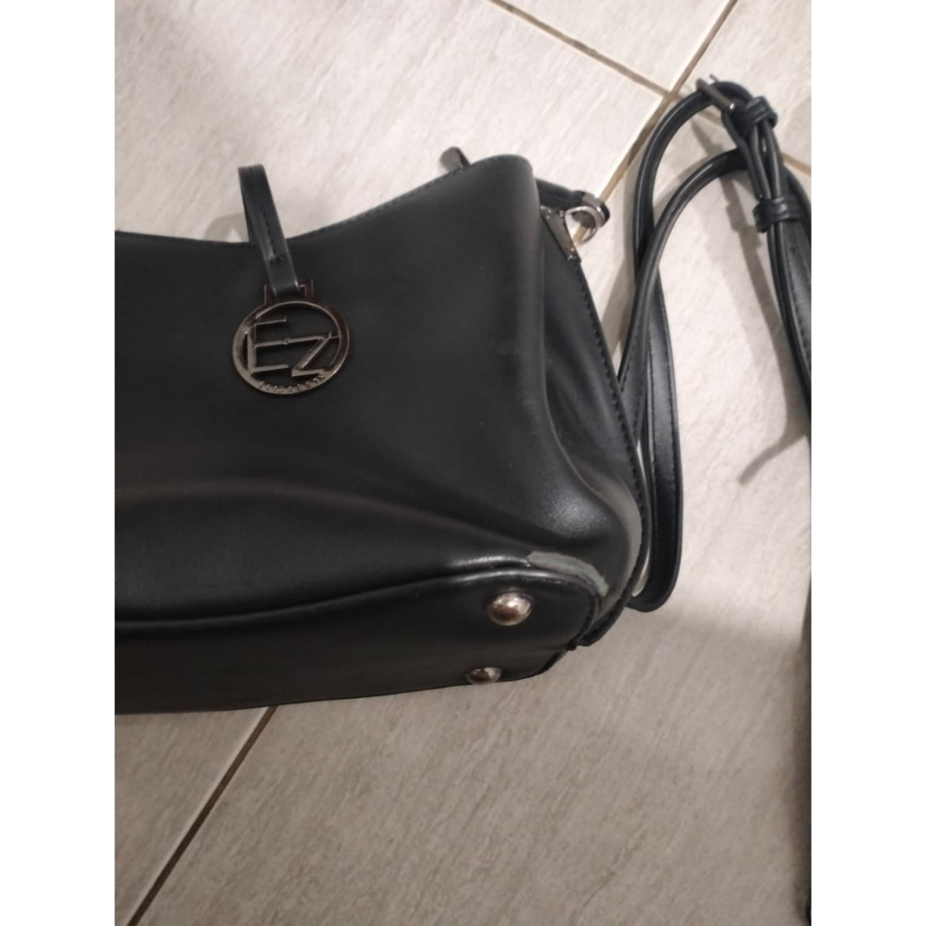Tas Slempang Hitam Elizabeth Second (2 in 1 Sling Bag + Sholder Bag)