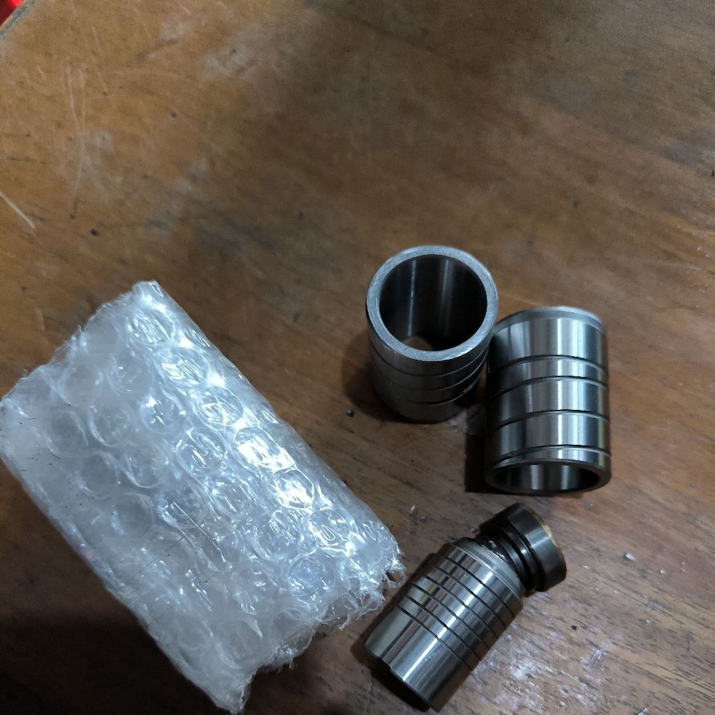 SLEEVE DAN PISTON SERVO FLANGE PC78 PC78US-6 PC78UU-6 BUSHING PISTON SERVO PC78 PC78US-6 PC78UU-6 BU