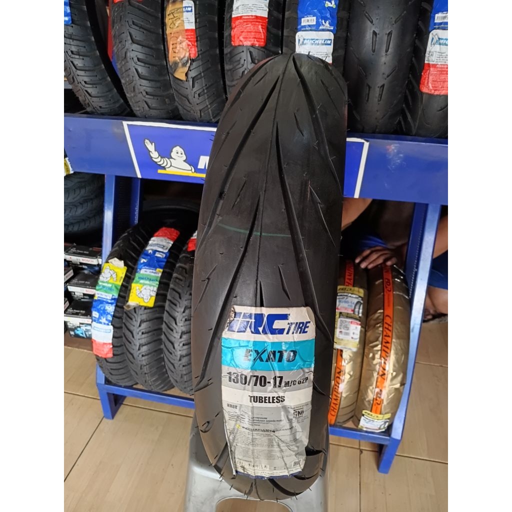 irc exato 130/70-17 tubbles
