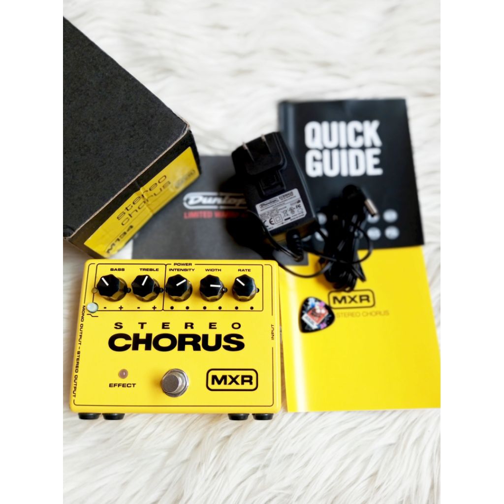 MXR Stereo Chorus Pedal efek gitar bass