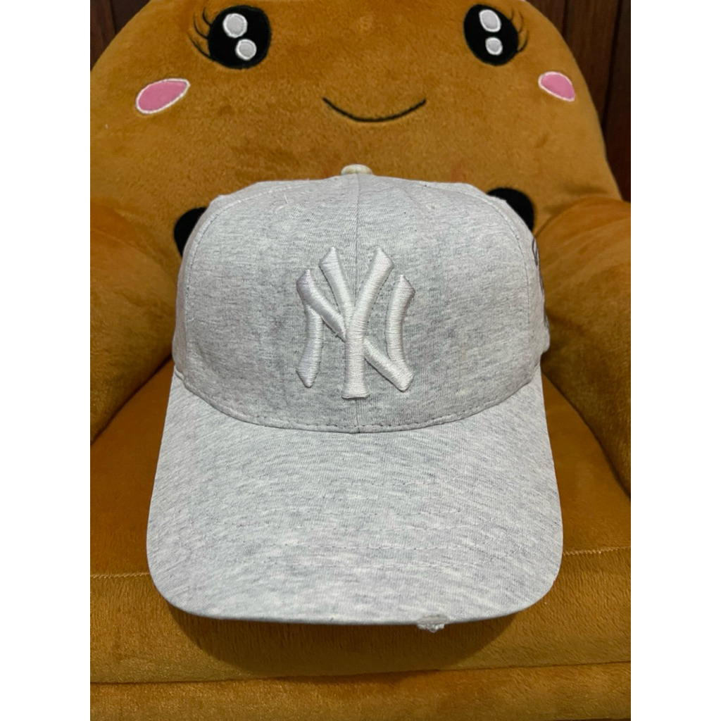 Topi MLB Yankees Abu Second