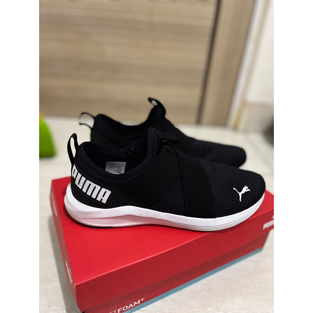 PRELOVED PUMA SLIP ON SNEAKERS