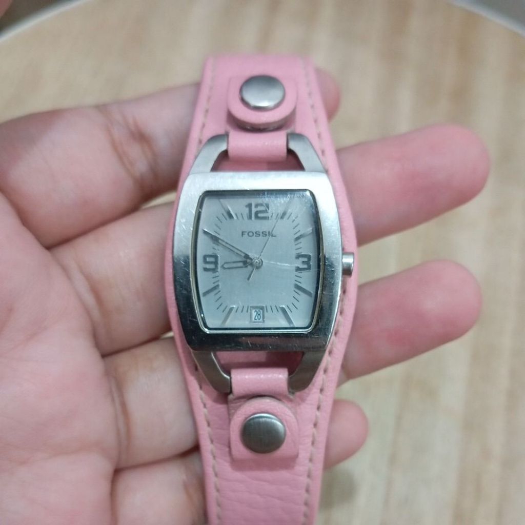 K1 J001 - Jam tangan Wanita Ocil Gaban Pink Preloved