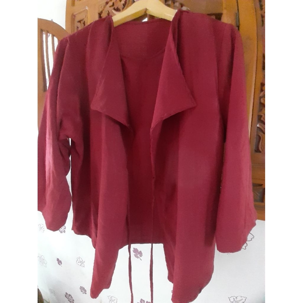 Baju Atasan Wanita Preloved Second Branded ( LD 115 P 60 )