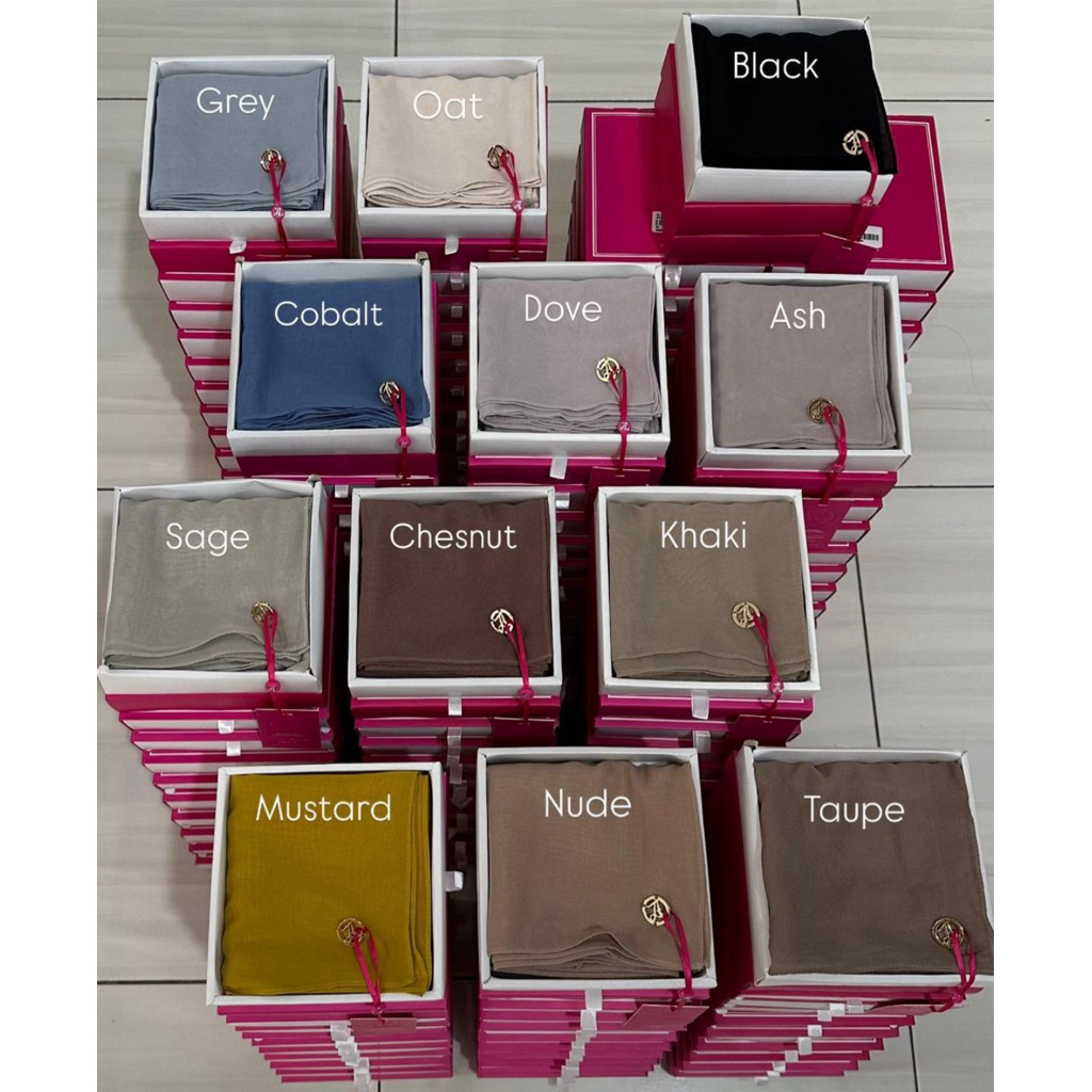 MOIRA SQUARE AYU BY AYU LESTARI