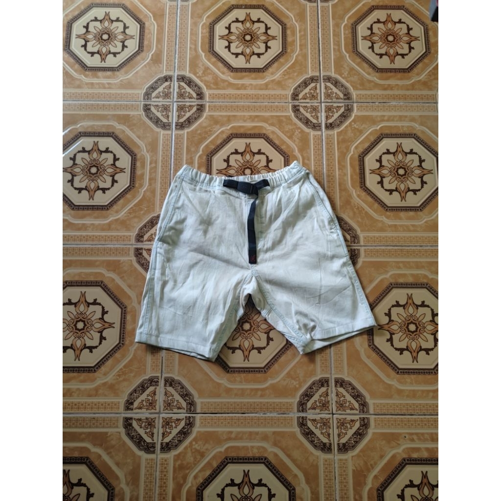 celana pendek gramici