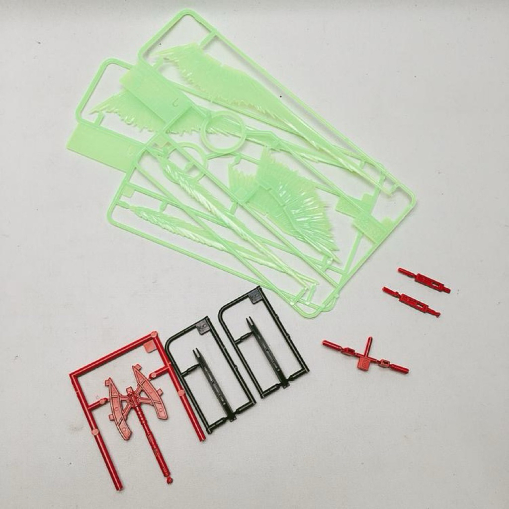 Bandai RG Gundam Sazabi Part Beam Tomahawk