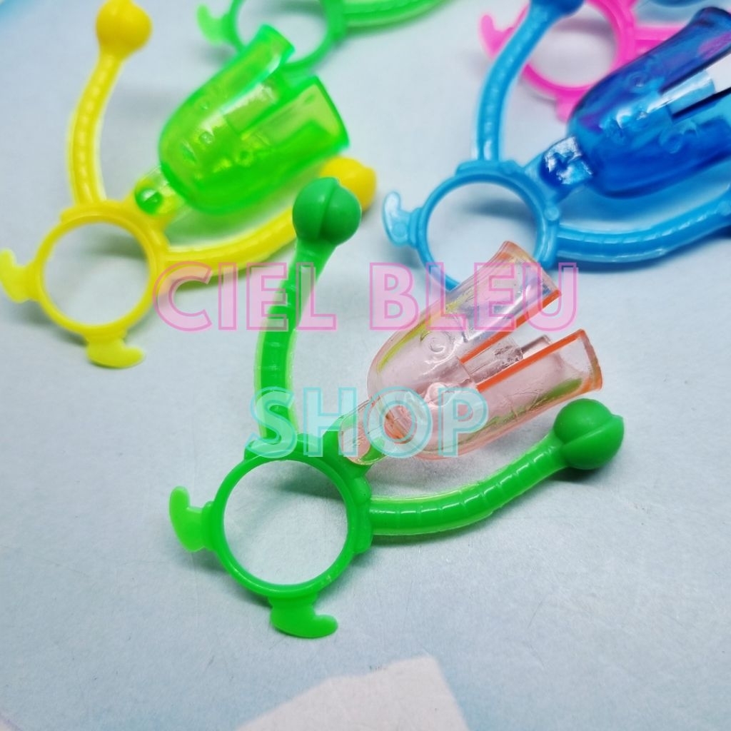 Mainan Kepala Goyang Aneka Warna