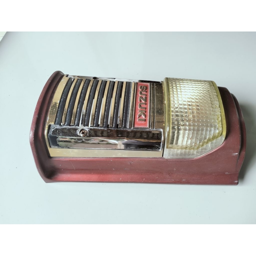 panel dasi depan Suzuki rc100 rc80 merah original