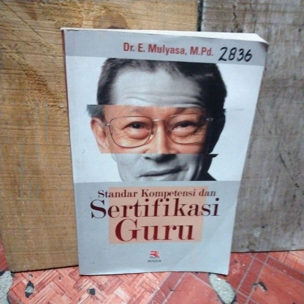 Standar Kompetensi dan Sertifikasi Guru