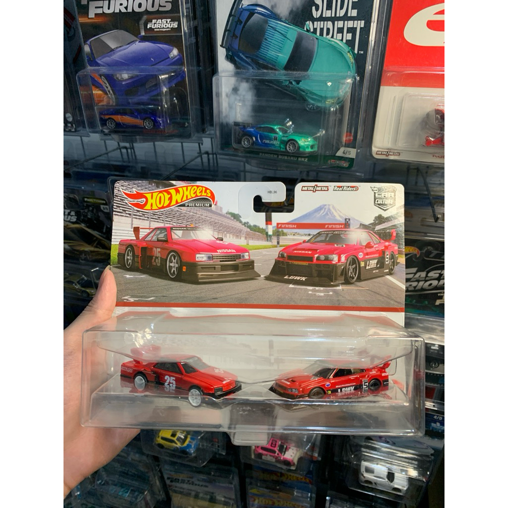 Hotwheels Two Pack R30 & ER-34 LBWK