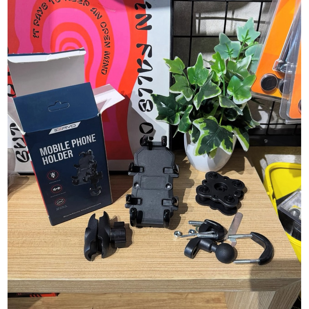 phone holder servo
