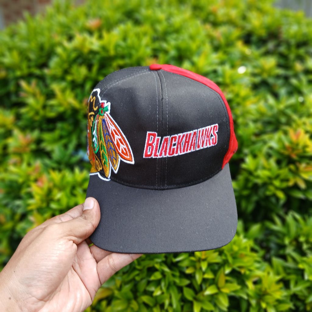Topi Snapback Vintage 90s NHL Chicago Blackhawks Big Side Logo by Twins Enterprise