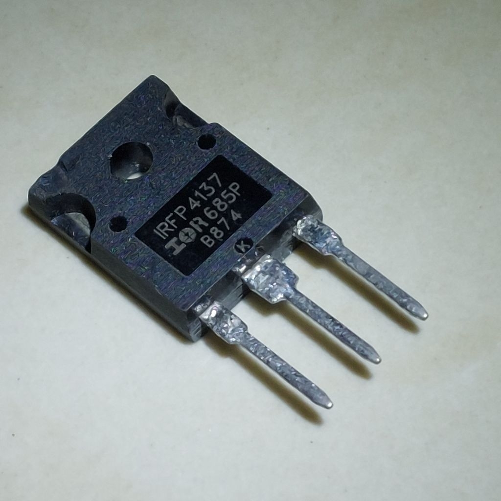 IRFP4137 To-247 IRFP 4137 IR FP4137 IRF P4137 IRFP4136PBF Mosfet 38A 300V Hexfet Power Transistor N-