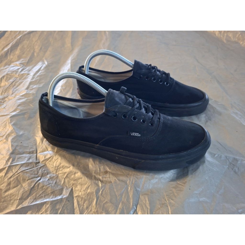 Vans Authentic Full Black Size 44 Second Ori Good Condition