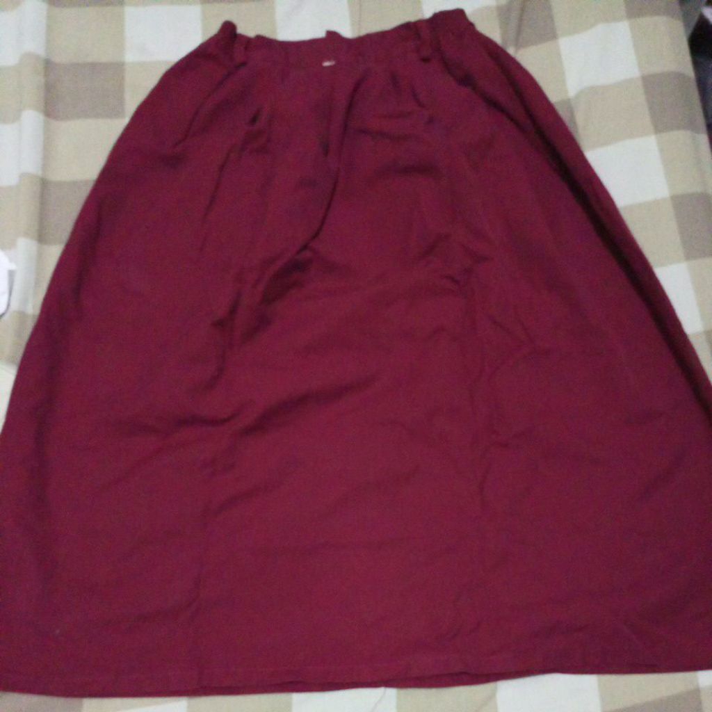 preloved rok merah SD