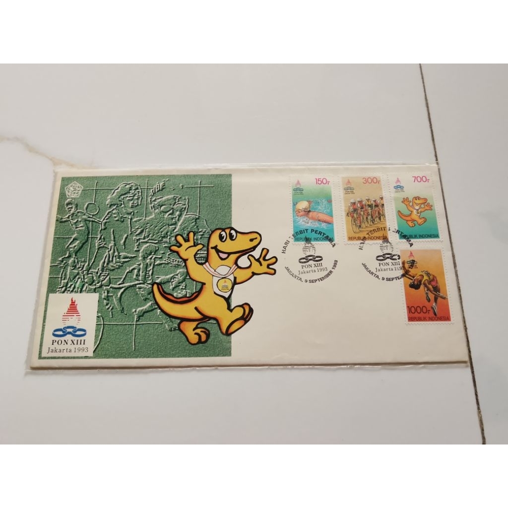 Sampul Hari Pertama Pon XIII