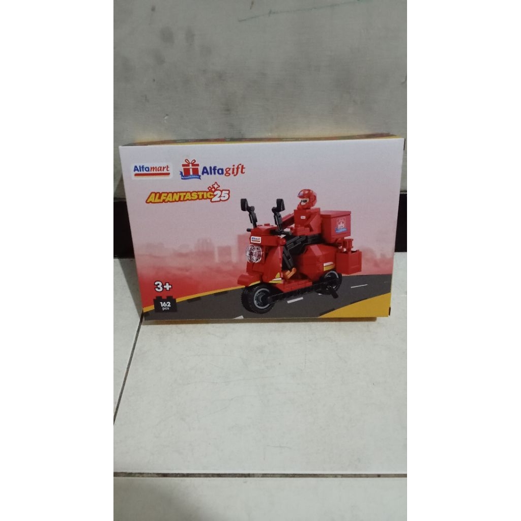 lego brick alfamart motor