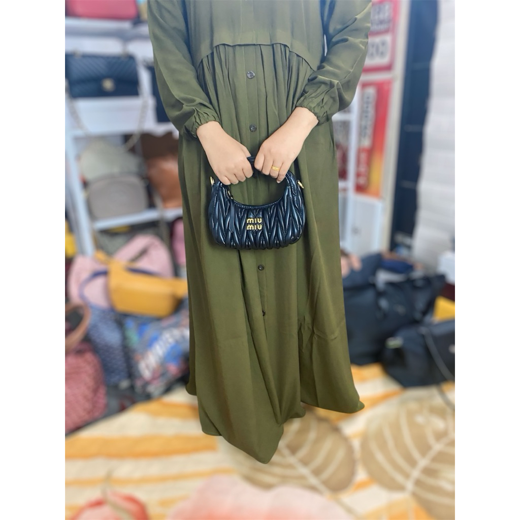 tas preloved handbag hitam miu miu